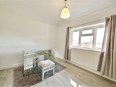 Property image 6 of home to buy in Shenleybury Cottages, Shenley
